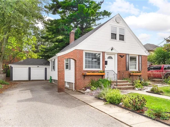 1 Clym St, Providence, RI 02904
