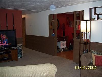 3rd image of 1244 W 39th St
