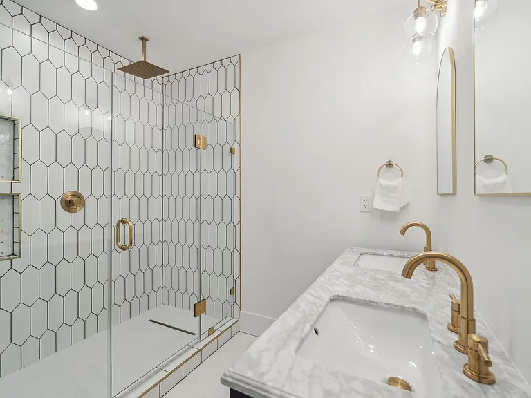 163 U St NE #1 — Photo 21