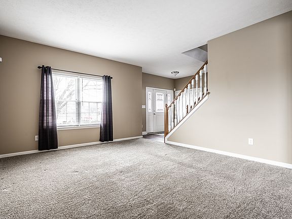 3rd image of 5348 Bogey Dr
