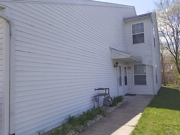 2nd image of 1011 Minns Dr