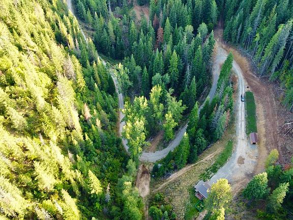 5th image of 915 Terror Gulch Rd