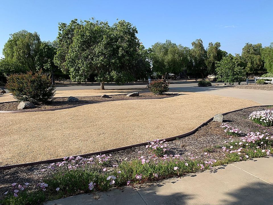 2nd image of 28887 Broken Arrow Cir