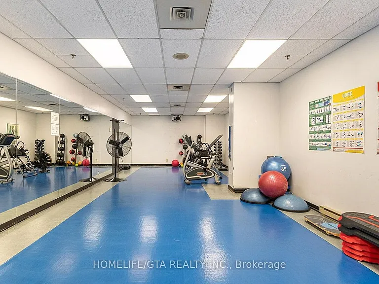 717 Bay St #707 — Photo 23