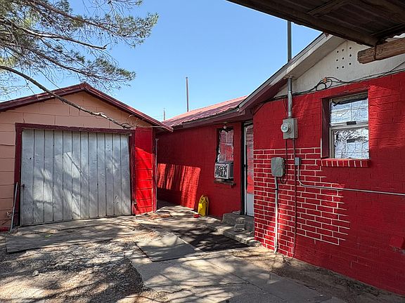3rd image of 209 N Anderson Ave