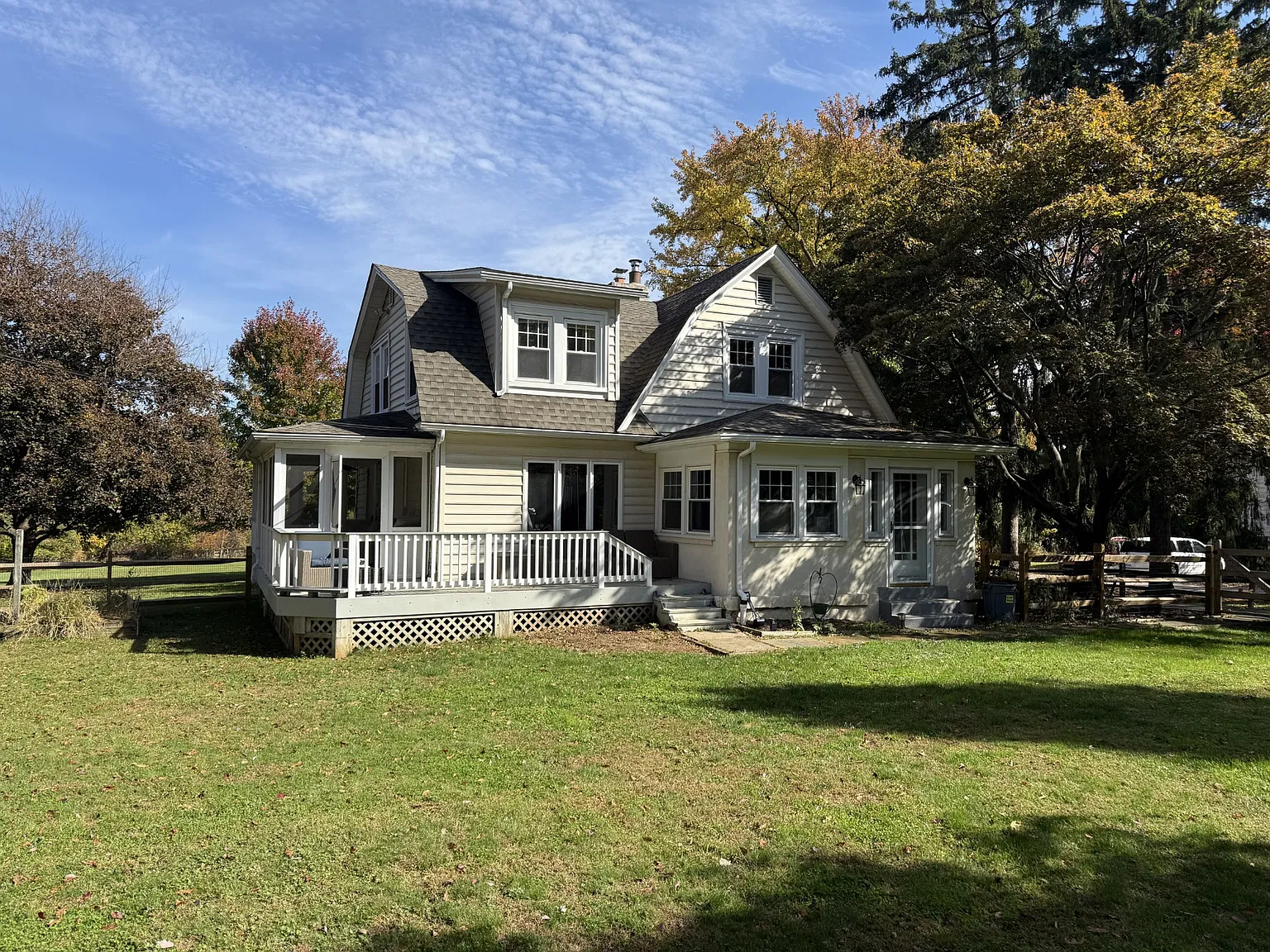 1 bed, 900 sqft, $2,000 — Photo 1