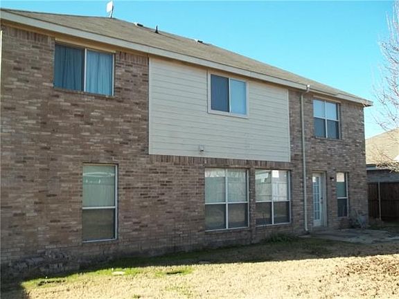 5th image of 126 Angelina Dr