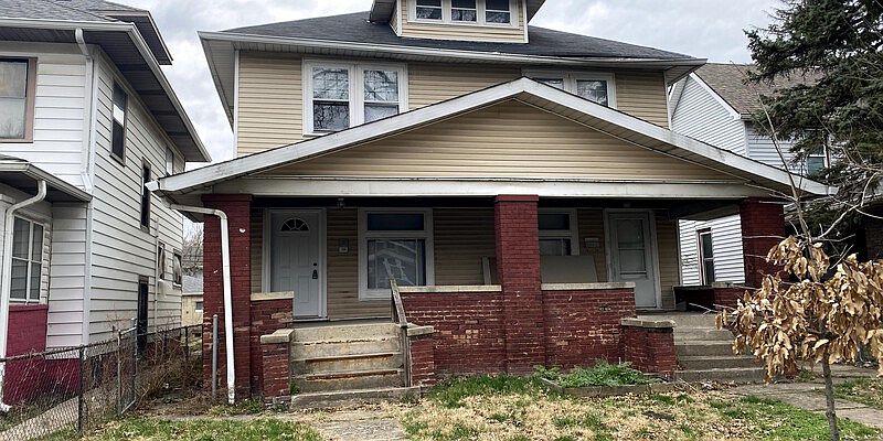 1st image of 400 N Grant Ave #1