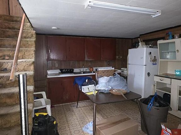 3rd image of 68 Clearview Avenue
