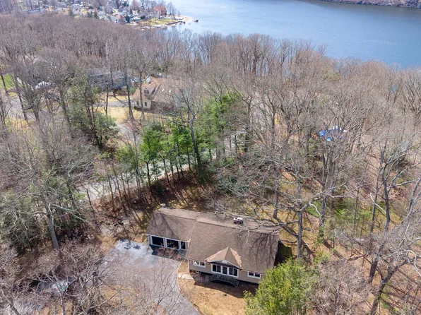 240 Great Plain Rd, Danbury, CT 06811