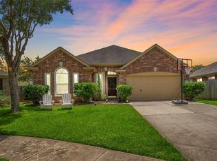 3207 Waterglen Ct, League City, TX 77573