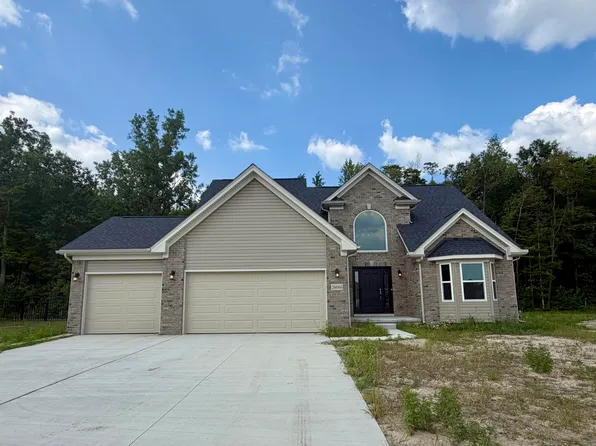 26066 Pennington Ct, Brownstown, MI 48134