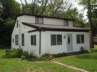 7346 Main St, Wadesville, IN 47638