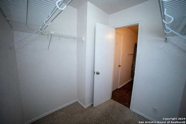3 bed, 2.5 bath, 1721 sqft, $1,700 — Photo 4