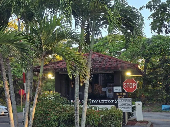 3280 Spanish Moss Terrace #307, Lauderhill, FL 33319