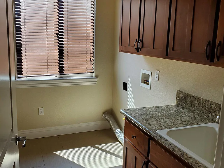 3831 Olive Ln — Photo 12