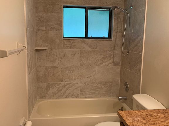 4th image of 3305 Kirby Dr
