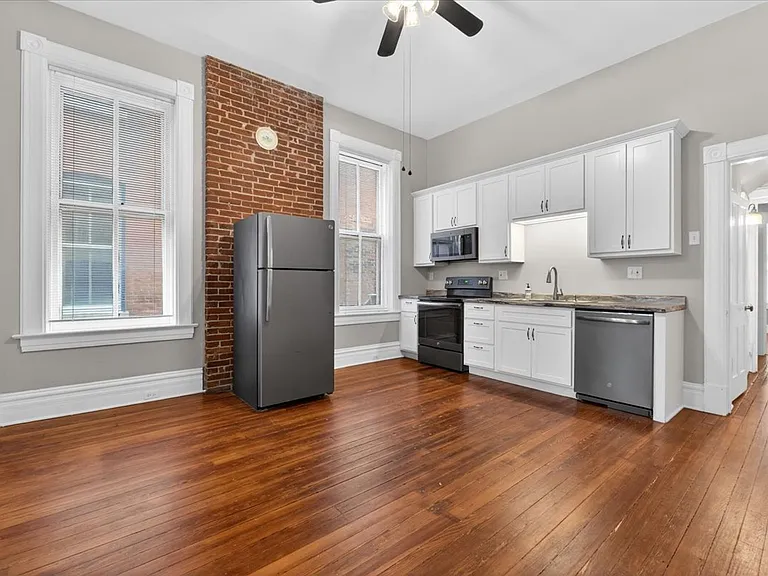 2416 S 13th St — Photo 5