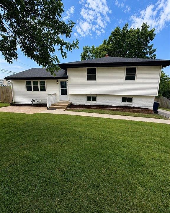 1st image of 4142 N Lister Ave