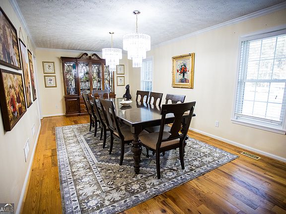 2nd image of 4450 Bay Creek Rd