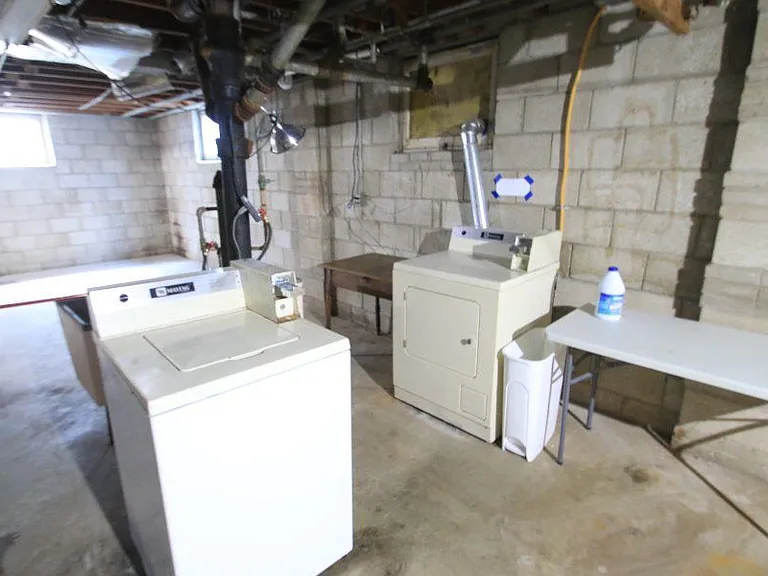 7323 W Center St #5 — Photo 10