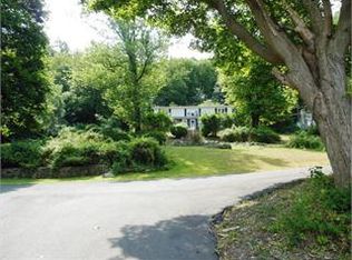 30-32 Hoffmans Crossing Rd #R, Califon, NJ 07830