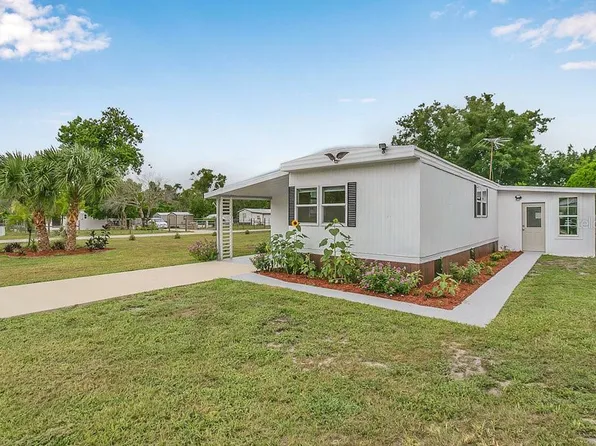 12021 Lakeview Dr, Leesburg, FL 34788