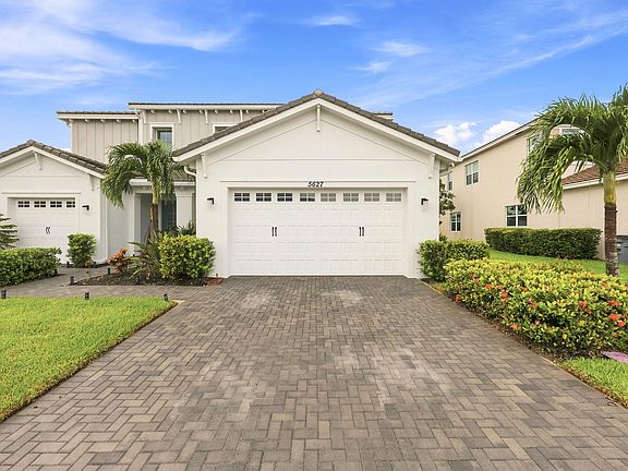2nd image of 5627 Opal Drive