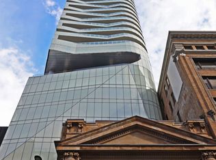 197 Yonge St #3009, Toronto, ON M5B 1M4