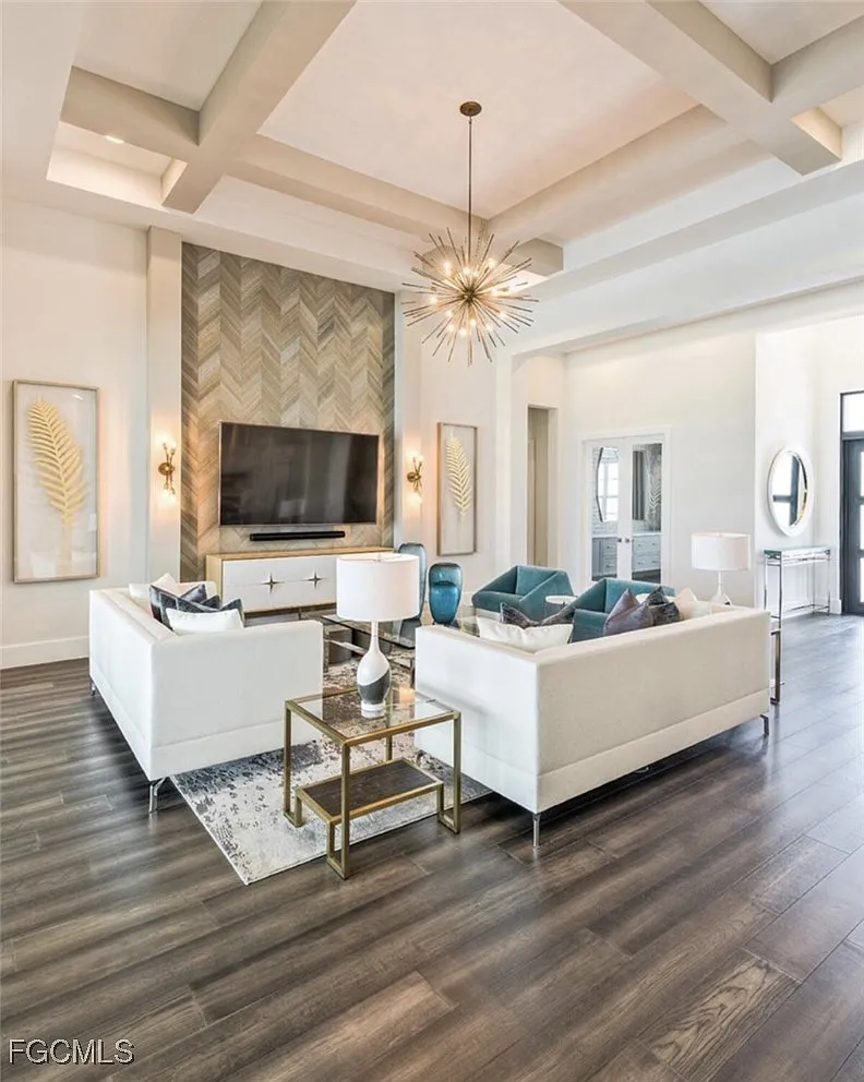 4 bed, 4.5 bath, 3054 sqft, $19,000 — Photo 4