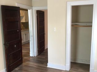 3823 Central St #2, Kansas City, MO 64111