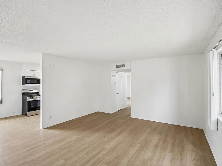 Catalina View Apartments — Photo 74