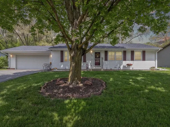 737 Jeannie Lane, Beloit, WI 53511