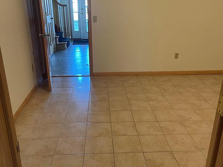 1055 Bruynswick Rd — Photo 8