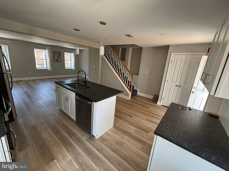 5543 Ridge Ave #2 — Photo 2