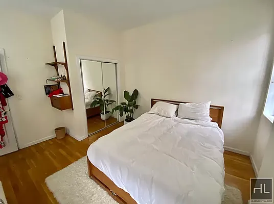 Rented by Highline Residential | media 23