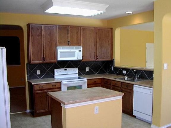 Island Kitchen view 1