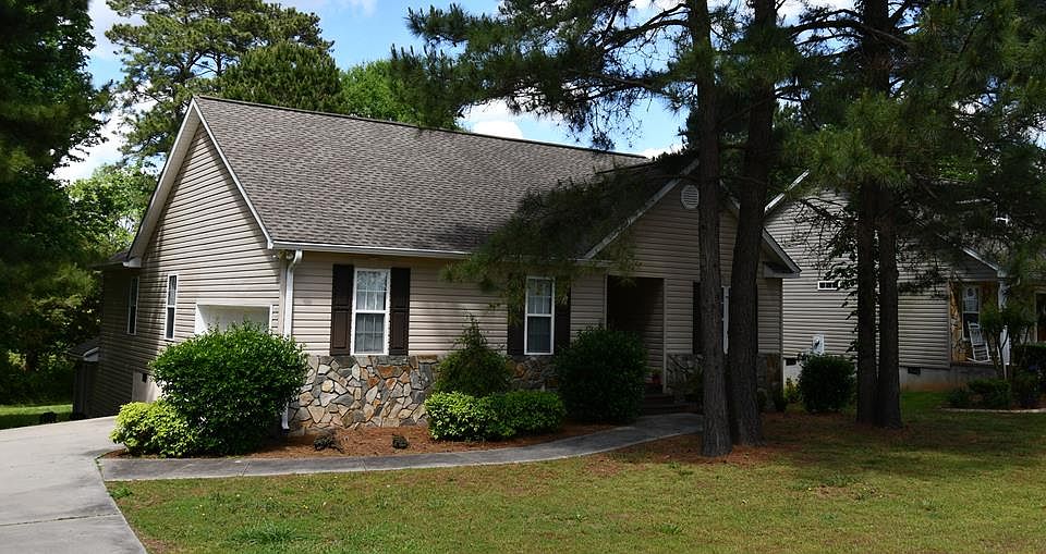 1st image of 230 Blakedale Cir