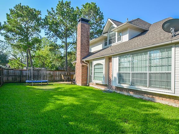 5th image of 1327 Hathorn Way Dr