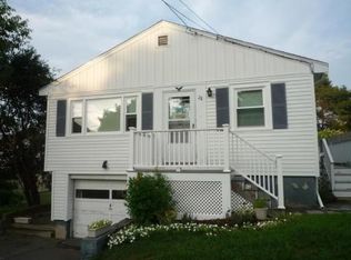 28 Fairview Ave, Beverly, MA 01915