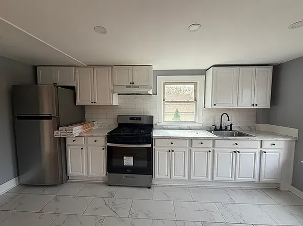 223 Ferry St, New Haven, CT