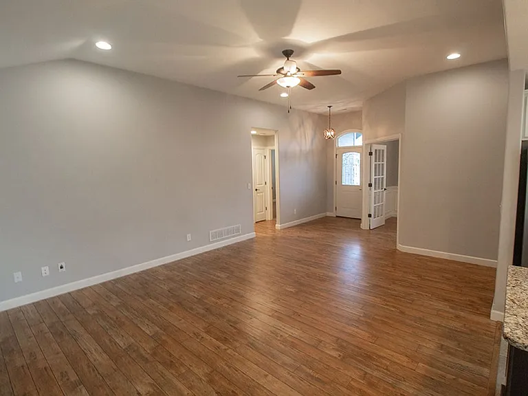 7504 Wellford Ct — Photo 6