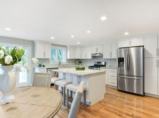139 Winthrop St, Quincy, MA 02169
