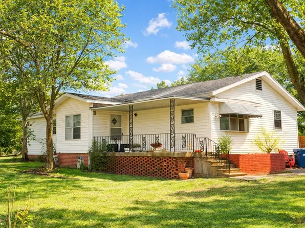 302 Jim Bowie Dr, Smyrna, TN 37167
