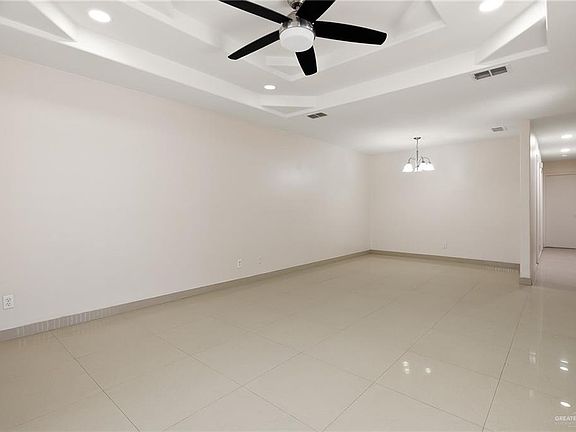 3rd image of 3001 Ashley Pl #3017
