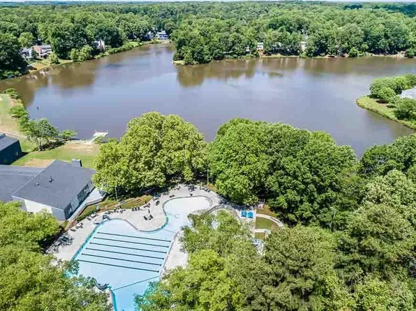 126 Riverwalk Cir, Cary, NC 27511