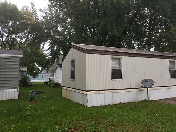 5th image of 6930 NE 56th St Trlr 101