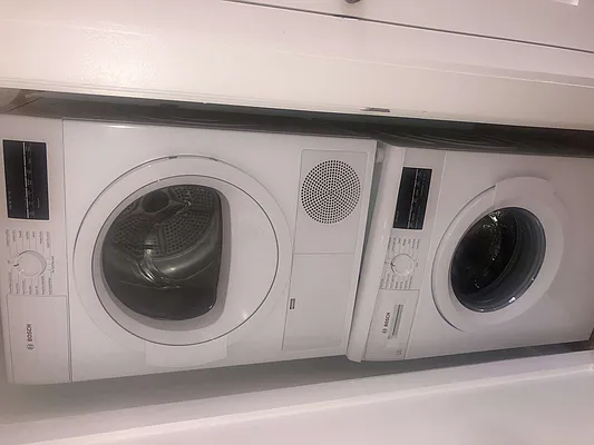 Rented by Arena Real Estate | media 23