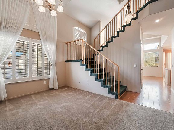 4th image of 58 Desert Rain Ln