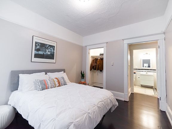 3rd image of 1521 15th Ave #8d7040dec